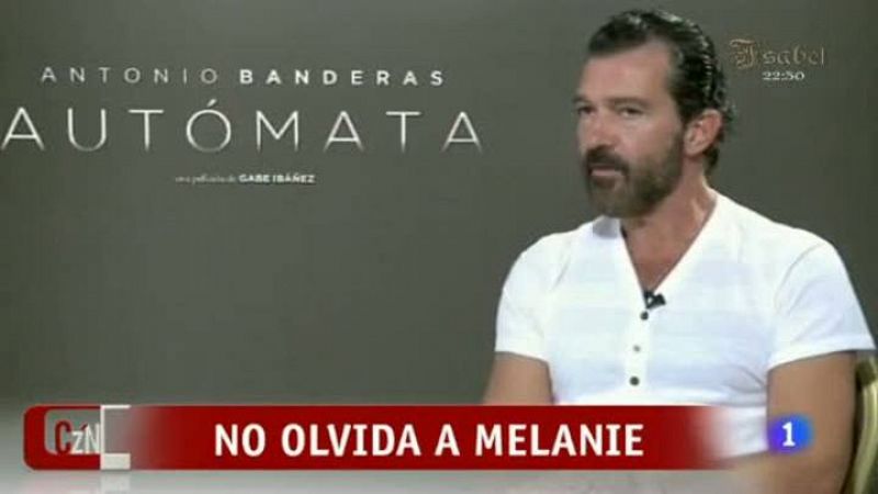 Banderas no olvida a Melanie