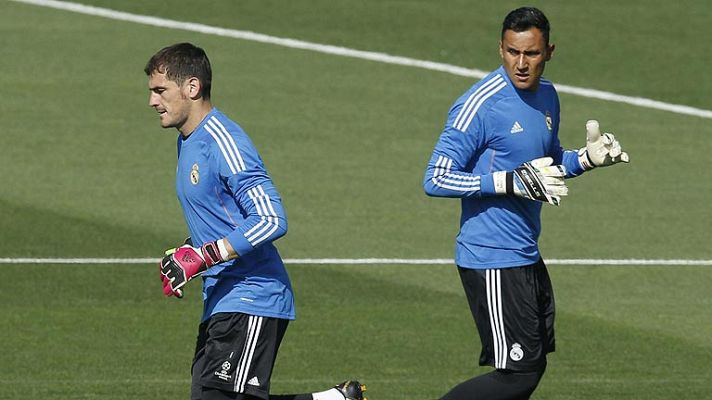  - El Madrid se mide al Elche con debate en su portería