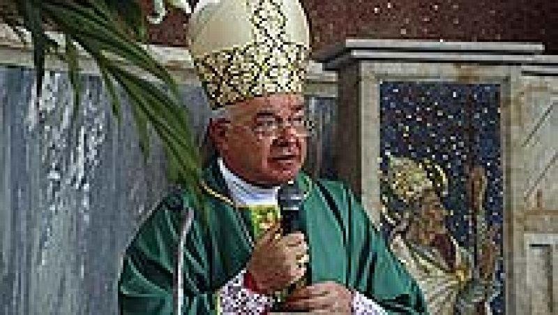 El papa Francisco ordena la detención domiciliaria de un nuncio vaticano