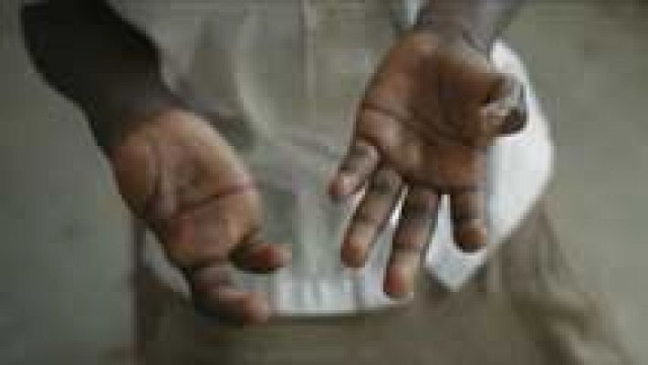 Telediario 1 - Niños acusados de brujería en África