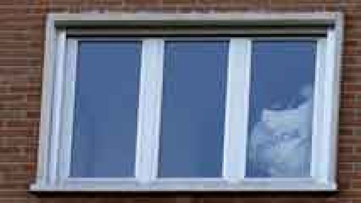 Telediario 1 - Más de 13 horas de registro en el domicilio