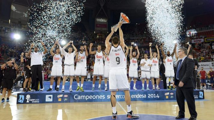 Telediario 1 - El Madrid se convierte en 'Supercampeón' por tercera vez consecutiva