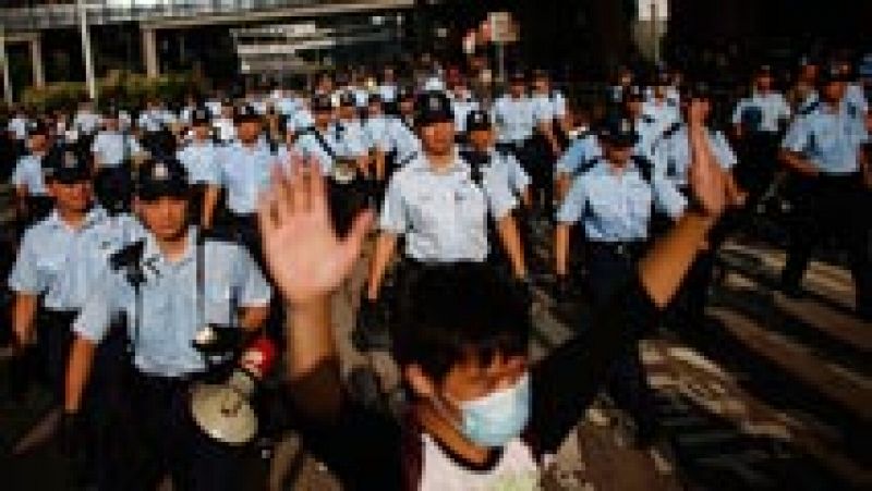 La protesta a favor de la democracia en Hong Kong continúa sin incidentes 