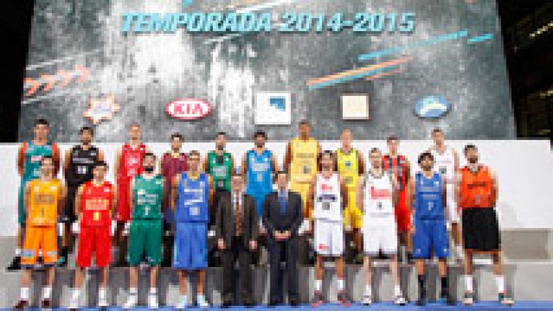 Las estrellas de los 18 clubes participantes han bajado el telón de la Liga Endesa 2014-2015, que se ha presentado este martes con todos sus protagonistas.