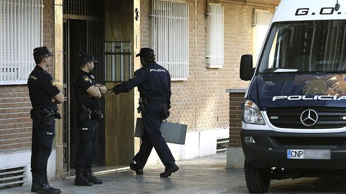 Informativo 24h - Reconstrucción del piso del pederasta de Ciudad Lineal