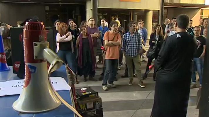 Telediario 1 - Concluyen los paros parciales en RTVE convocados por Comisiones Obreras