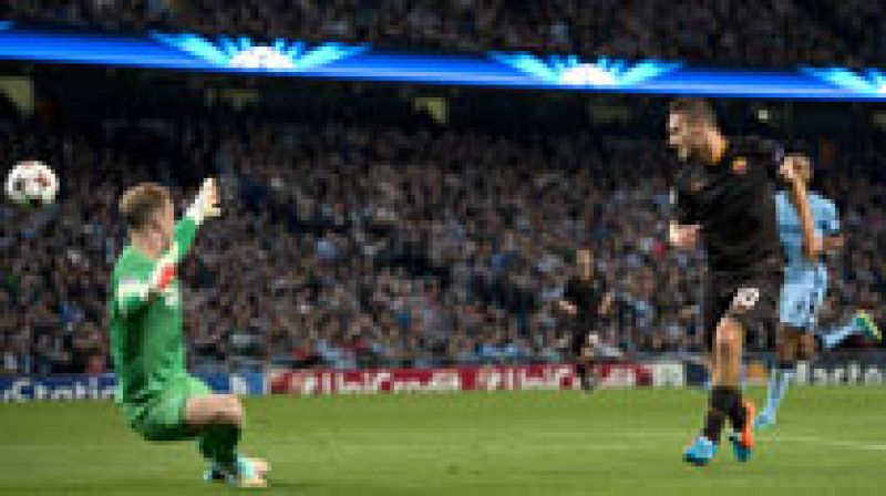 Un gol del italiano Francesco Totti equilibró un duelo en el que el Manchester City se puso delante en el marcador e impidió al conjunto inglés sumar sus tres primeros puntos en la Liga de Campeones en casa frente a la Roma (1-1).