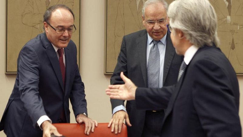  Linde pide control "continuo" de la recaudación tributaria en 2015 para evitar desviaciones