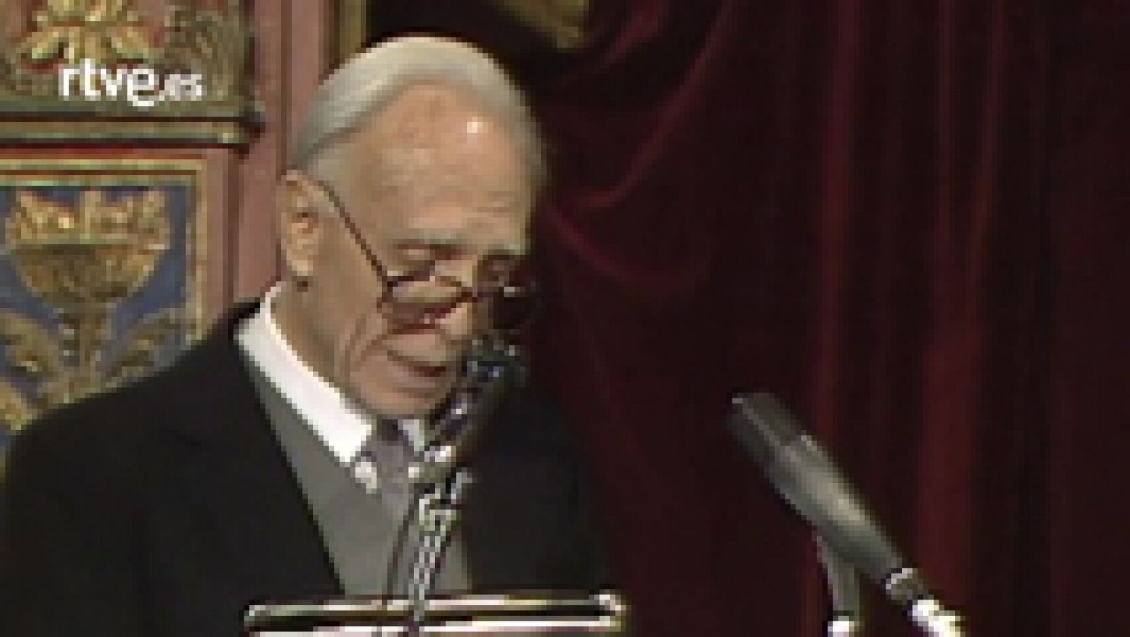 Premios Cervantes en el Archivo de RTVE: Discurso Adolfo Bioy Casares, Premio Cervantes 1990 | RTVE Play