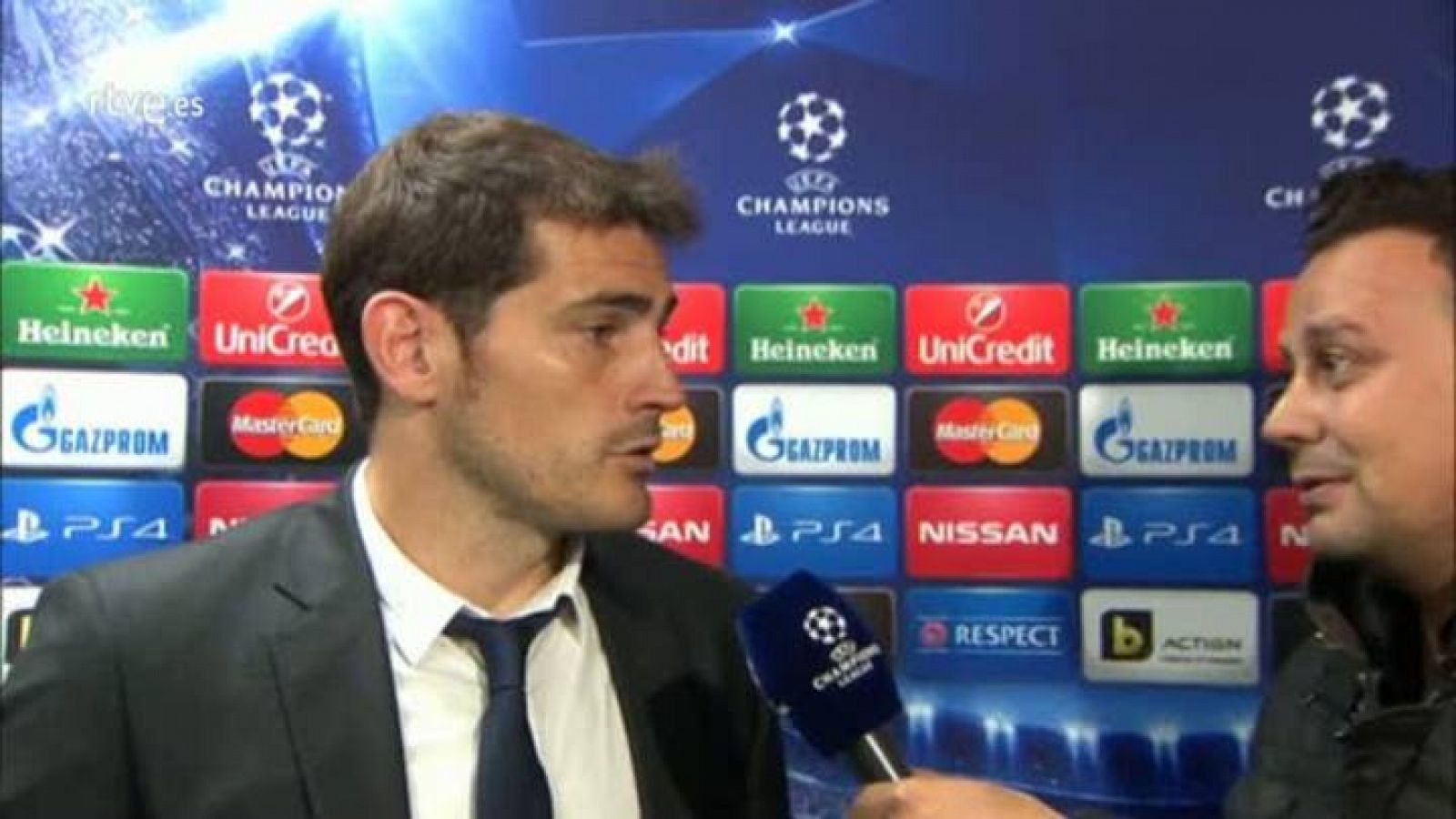 Sin programa: Casillas: "En las jugadas a balón parado todos tenemos que asumir culpa" | RTVE Play