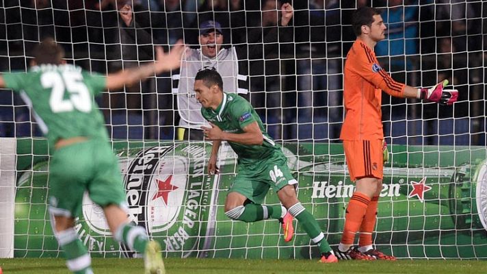 Telediario 1 - El Madrid vuelve a encajar un gol de córner