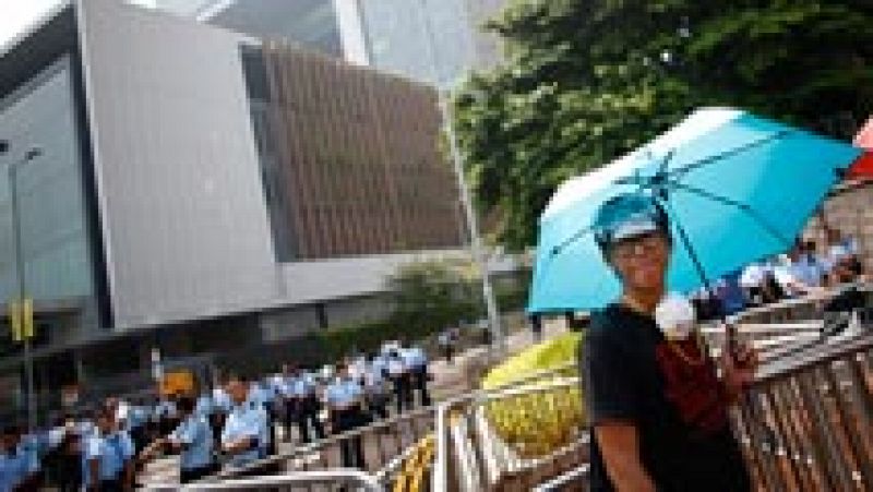 Los estudiantes de Hong Kong aceptan discutir con el Gobierno local sus reivindicaciones