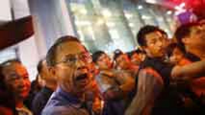 Telediario 1 - El jefe del ejecutivo de Hong Kong no dimite