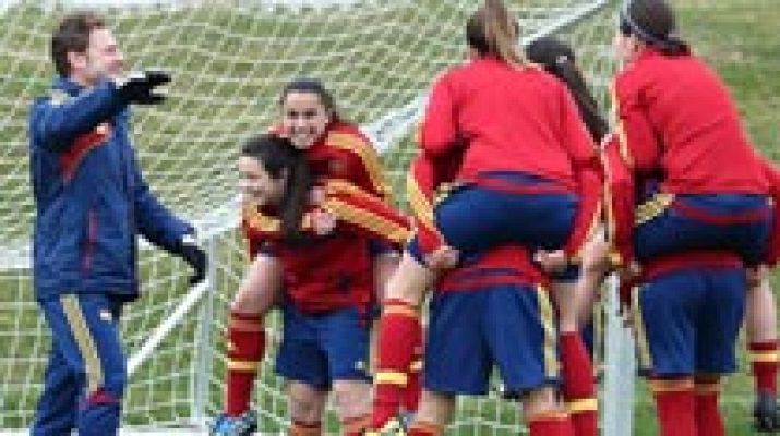 Telediario 1 - El fútbol femenino exige césped natural en el Mundial de Canadá