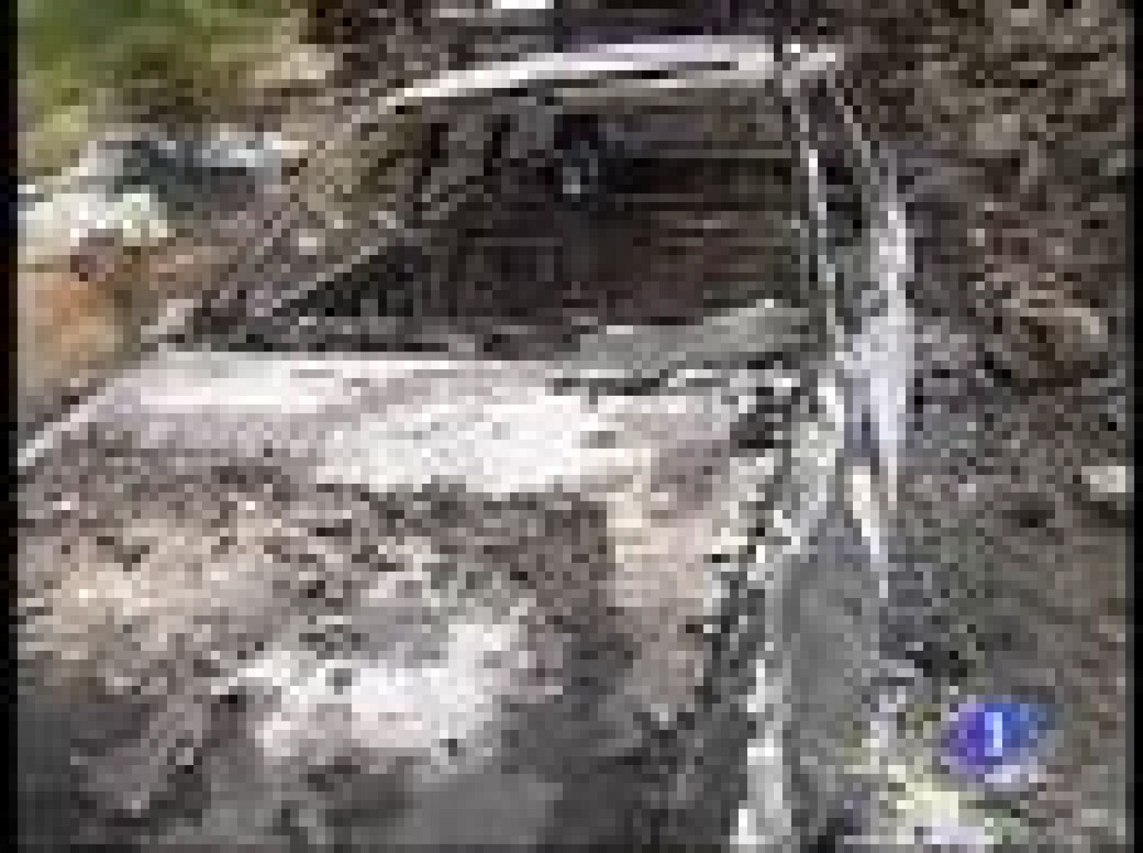 En Alicante, en Llíber, los bomberos han trabajado durante toda la noche en la Sierra de Mariola para apagar un incendio | Ver