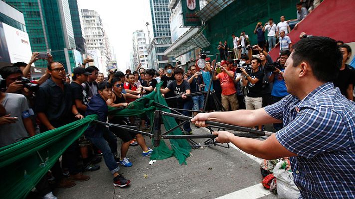 Informativo 24h - Hong Kong cumple una semana de protestas con nuevos enfrentamientos y el diálogo roto