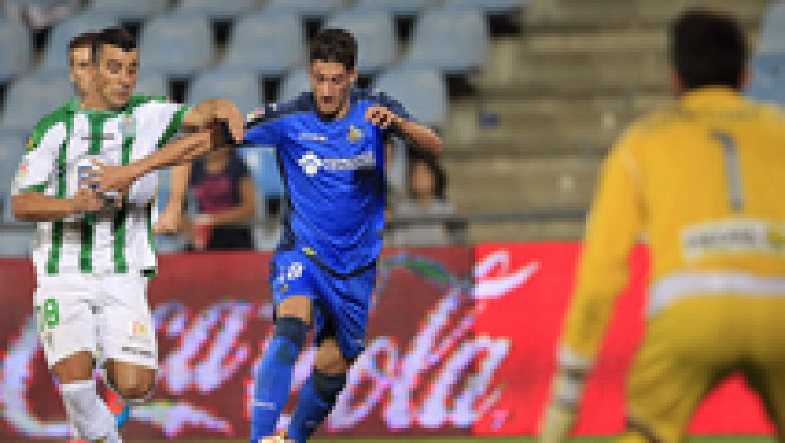 Un gol de Babá Diawará en el minuto 87 evitó la derrota del Getafe ante el Córdoba en el Coliseum Alfonso Pérez. El gol del senegalés nada más salir al terreno de juego empató el choque diez minutos después de que el camerunés Ekeng hubiera adelantado a los andaluces (1-1).