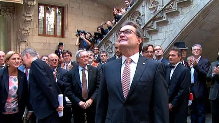 Informativo 24h - Mas recibe a los alcaldes que apoyan el 9N