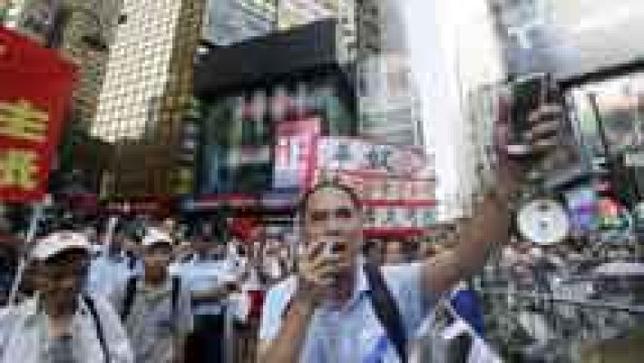 Los estudiantes de Hong Kong abandonan algunas calles