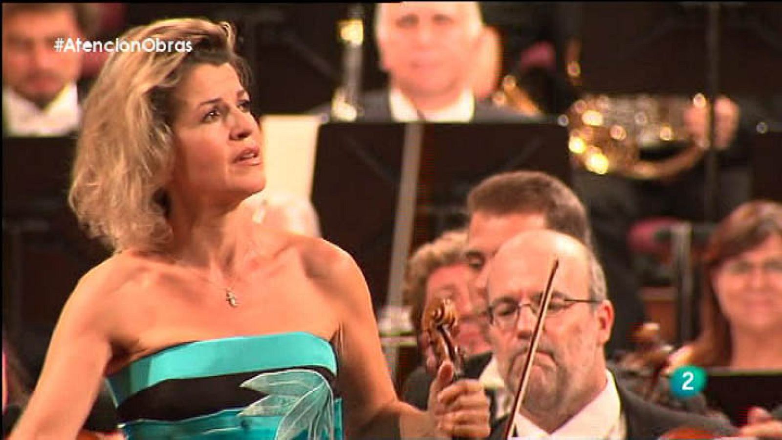 Atención Obras - Anne-Sophie Mutter,  concierto para violín de Max Bruch