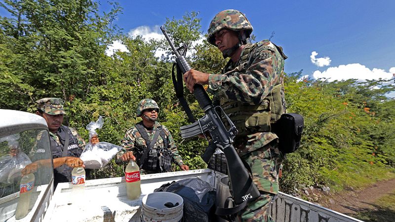 Las autoridades mexicanas intentar identificar los 28 cadáveres carbonizados 