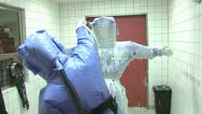 Telediario 1 - Otras tres personas permanecen aisladas