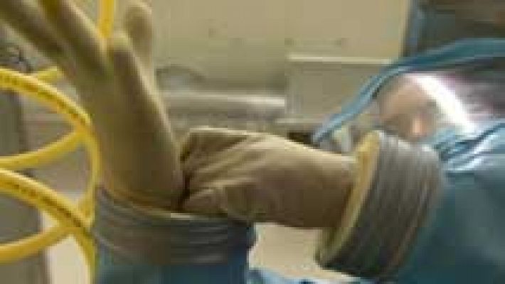 Telediario 1 - El origen del contagio de ébola de la auxiliar