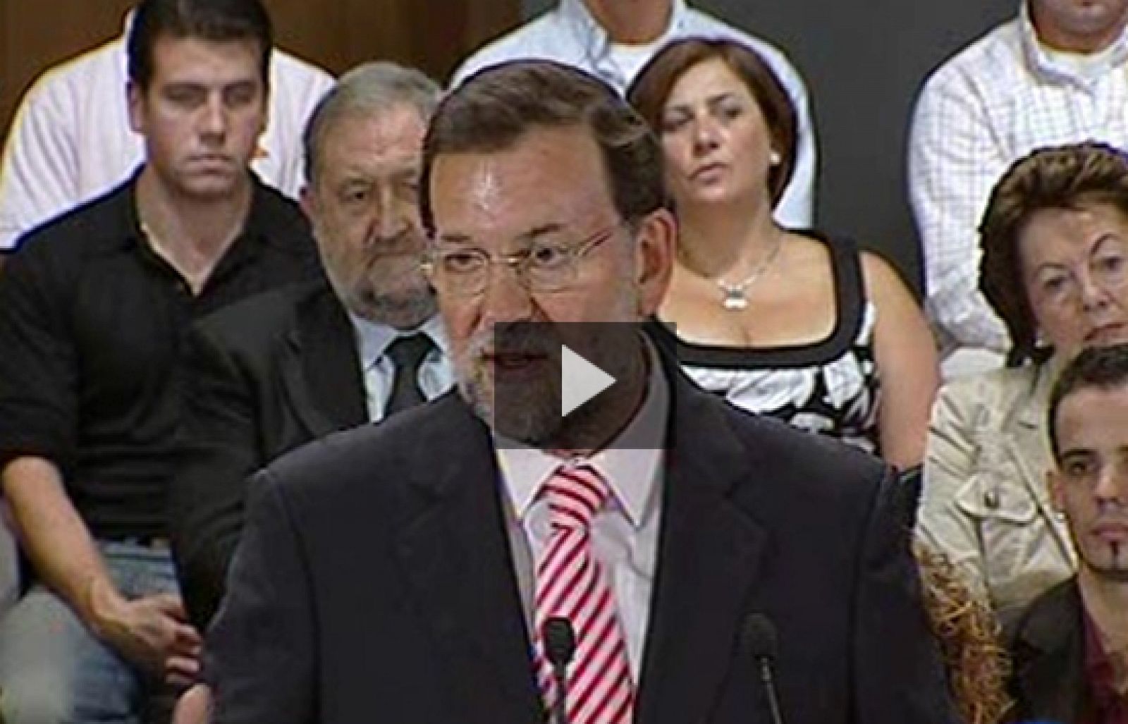 Rajoy cree que el Gobierno está poniendo en marcha maniobras de distracción