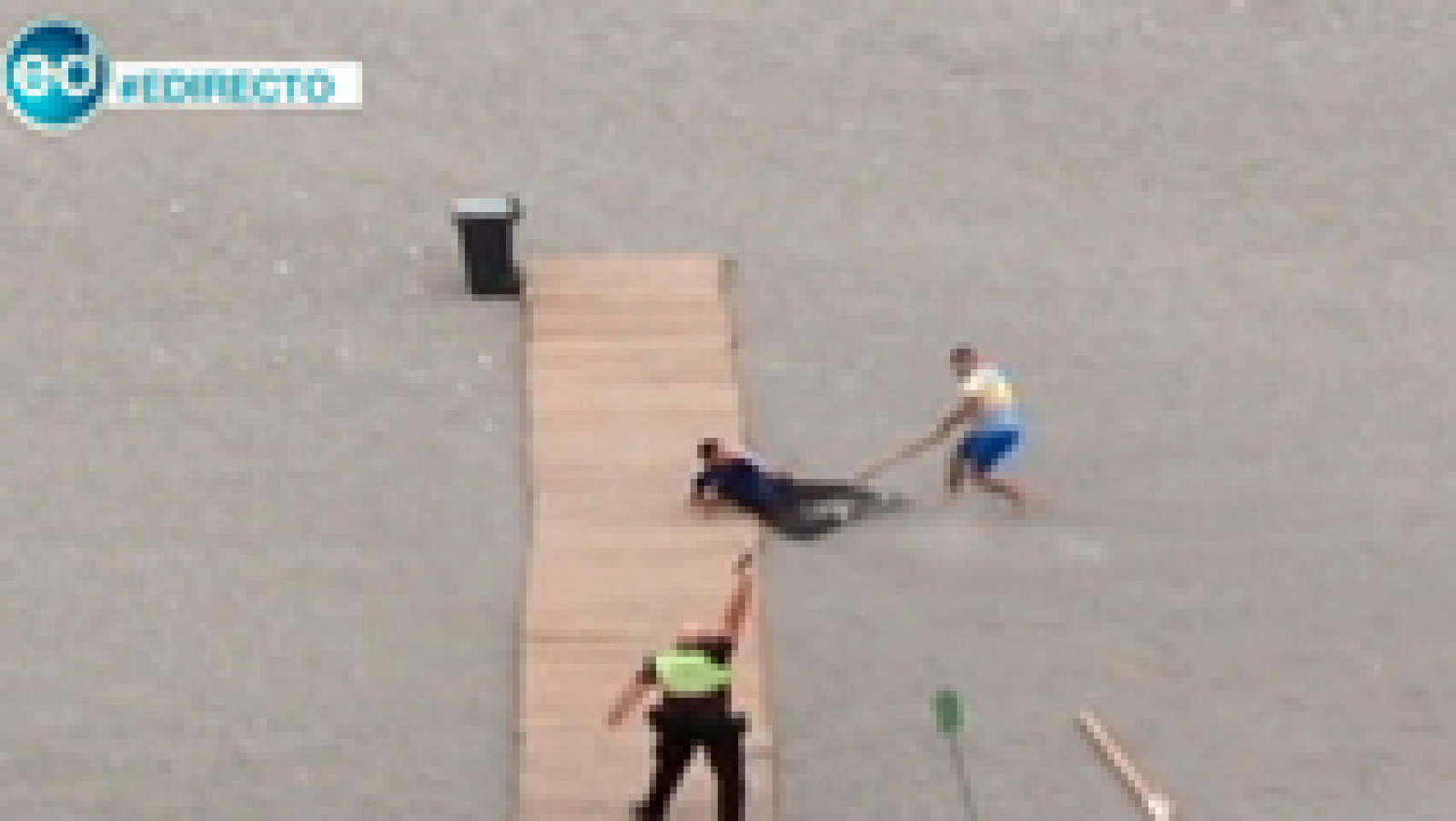 España Directo- Un policía local dispara al aire para detener una pelea