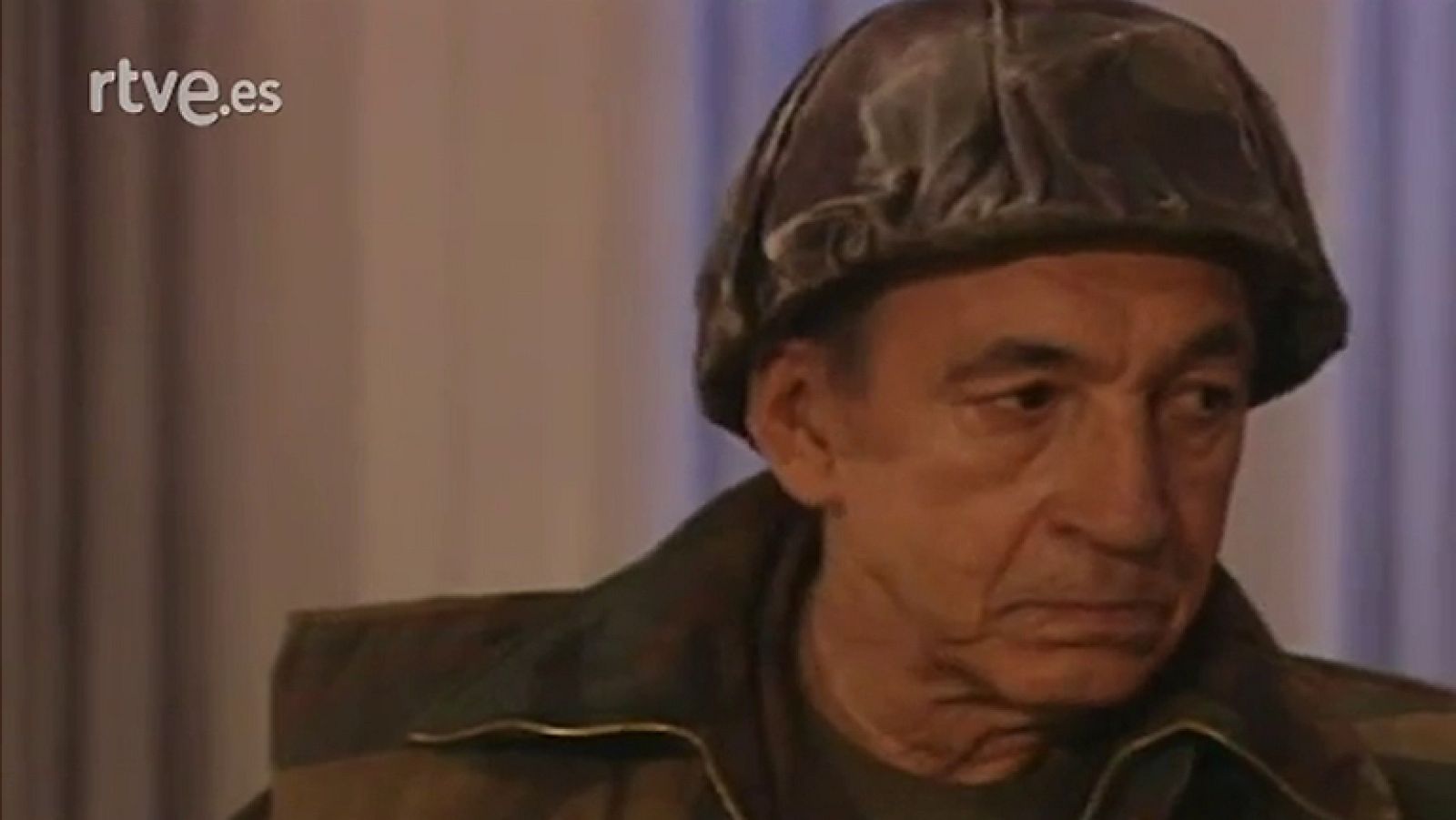 ¿De parte de quién? - Capítulo 6