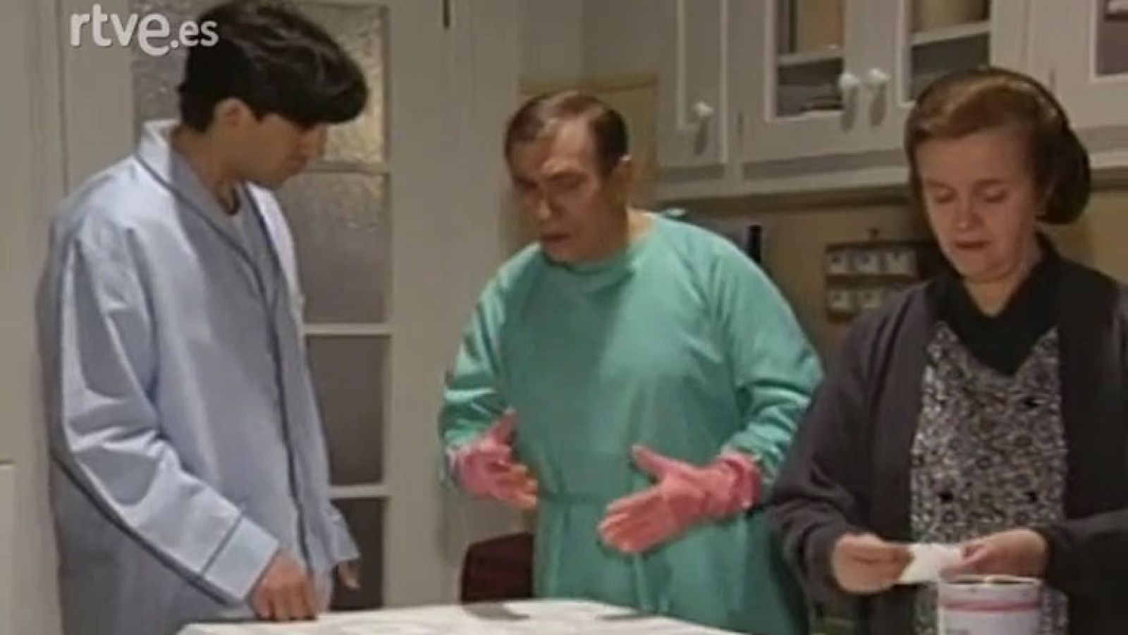 ¿De parte de quién? - Capítulo 2