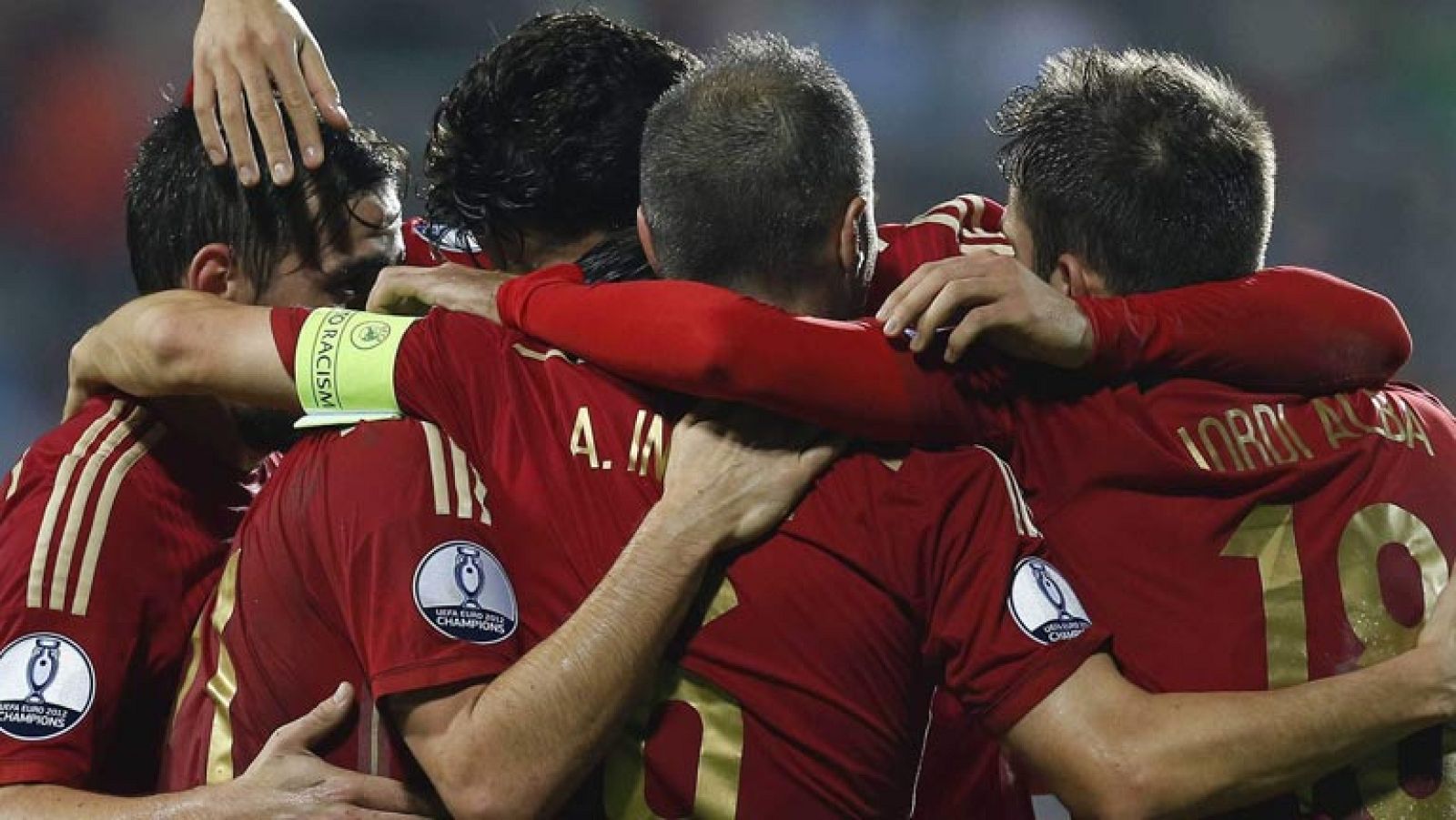 Bernat se estrena y cierra la goleada (0-4)