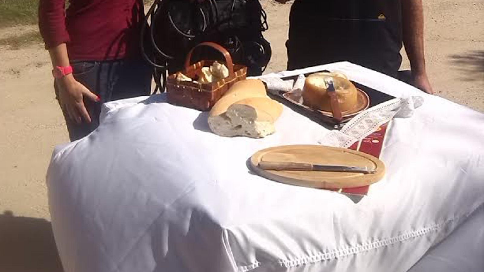 Aquí la Tierra: A la rica torta del Casar | RTVE Play