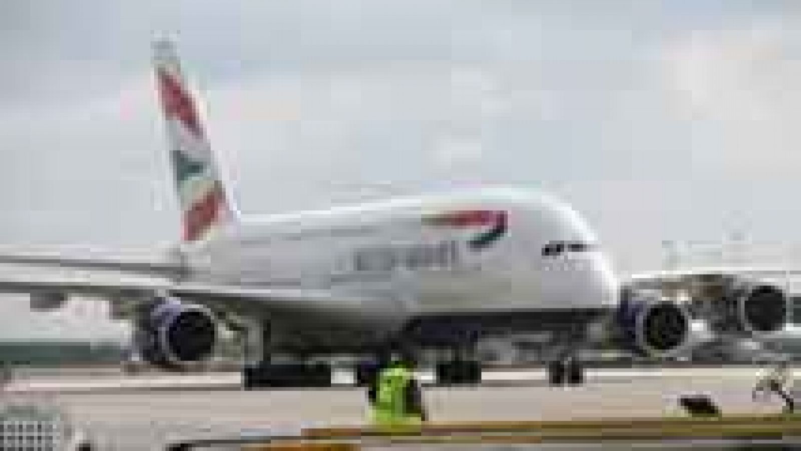 Aerolíneas europeas mantienen sus vuelos directos a uno de los países de la zona de riesgo por ébola