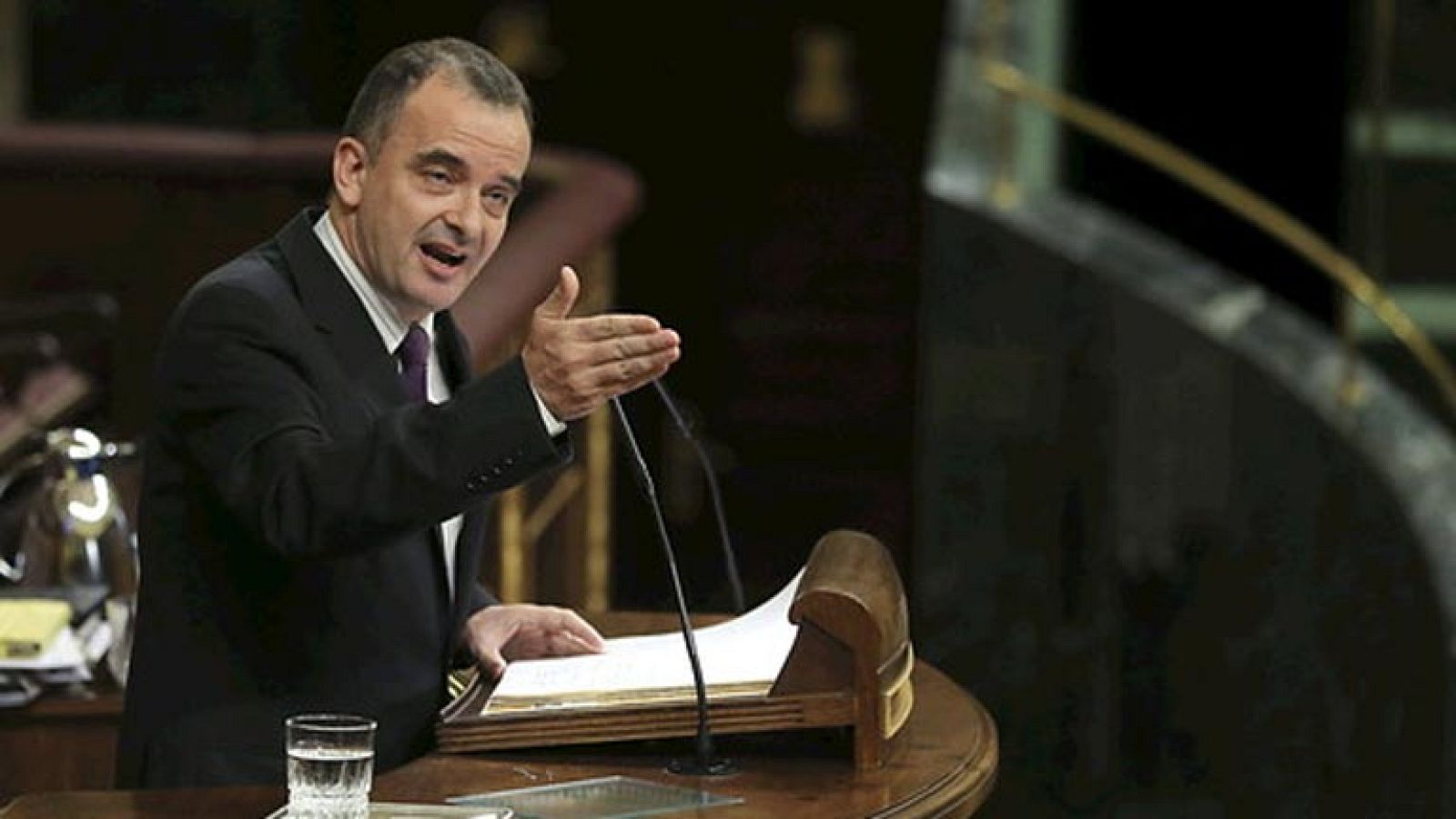 ERC deja la puerta abierta a apoyar la consulta alternativa y el resto de partidos catalanes se oponen