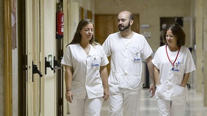 Telediario 1 - La auxiliar con ébola presenta una leve mejoría