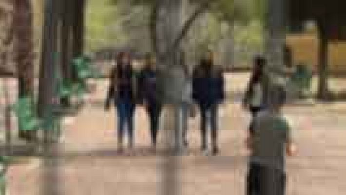 Telediario 1 - Una menor grave tras ser agredida presuntamente por su novio