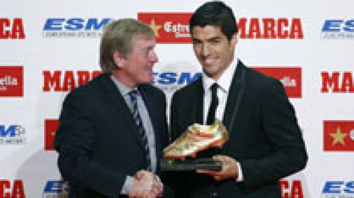 Telediario 1 - Luis Suárez recibe su Bota de Oro