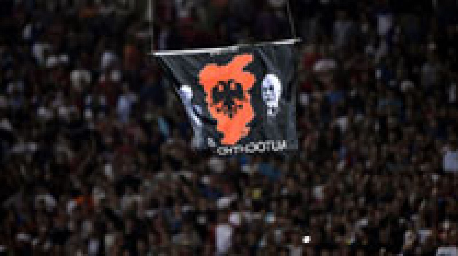 Telediario 1: La UEFA inicia un proceso disciplinario por los altercados del Serbia - Albania | RTVE Play
