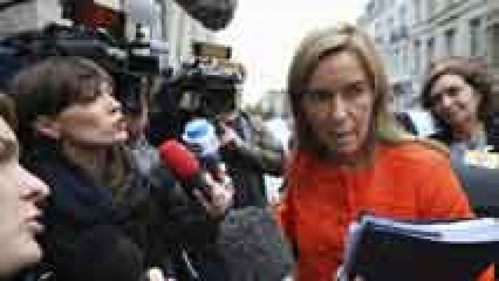 Telediario 1: El PSOE pide que destituyan a Ana Mato | RTVE Play
