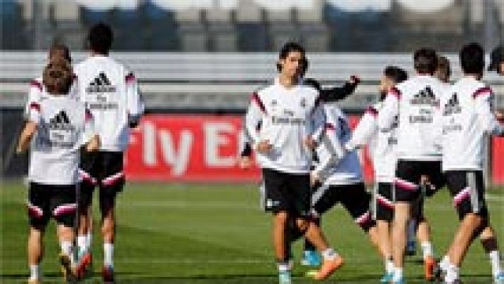 Telediario 1 - Ancelotti recupera a Khedira para un mediocampo superpoblado
