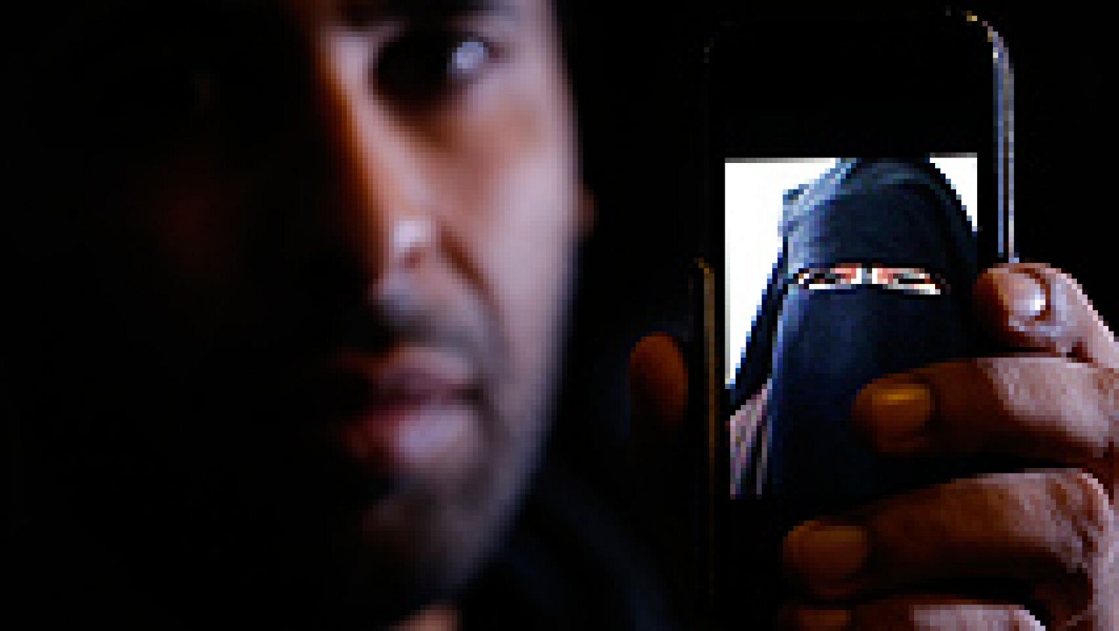 Telediario 1: Los grupos yihadistas reclutan a decenas de jóvenes francesas para matrimonios forzados | RTVE Play