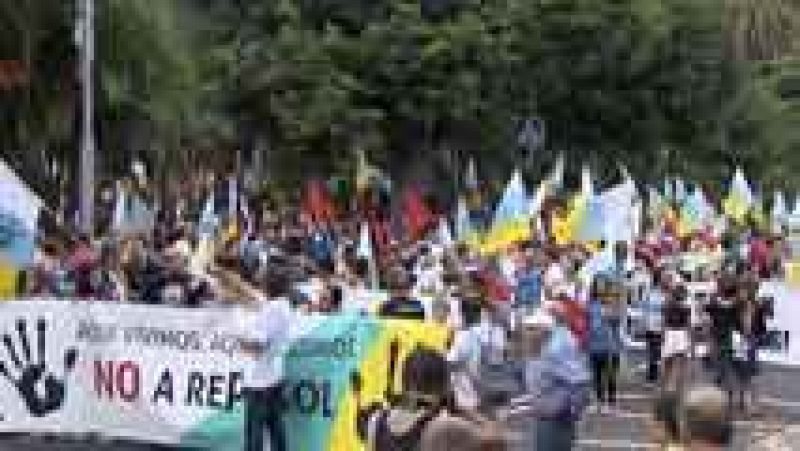Manifestaciones en Canarias contra las prospecciones petrolíferas