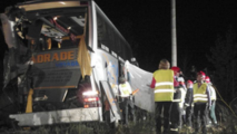 Tres muertos en un accidente de autobús en Palencia