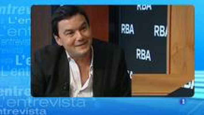 L'Informatiu - L'Entrevista de L'Informatiu Cap de Setmana: l'economista Thomas Pikkety que presenta el seu bestseller "El capital al segle XXI"