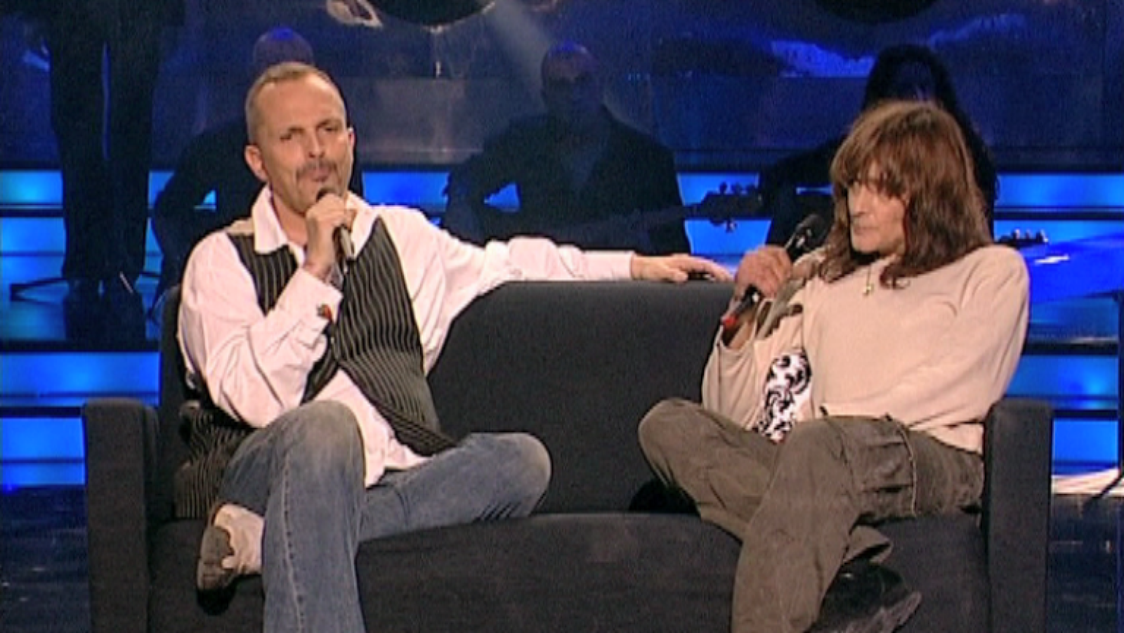 Cachitos de hierro y cromo: Antonio Vega y Miguel Bosé 'El sitio de mi recreo'