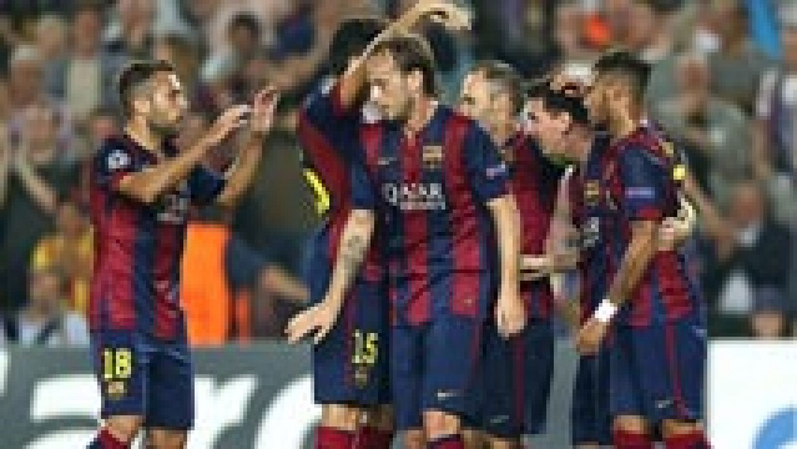 Telediario 1: El Barça gana al Ajax con la conexión Messi-Neymar | RTVE Play
