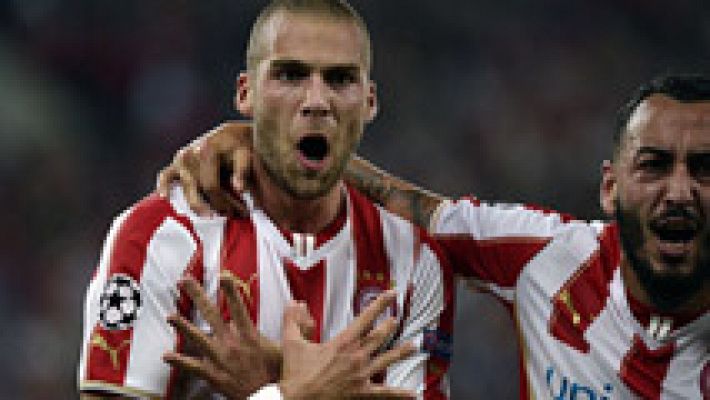 Telediario 1 - El Olympiacos de Míchel se hace fuerte en Europa
