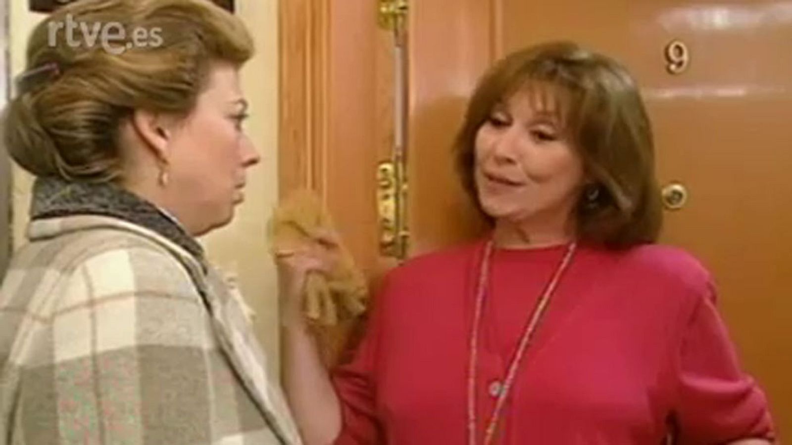 Juntas pero no revueltas: Capítulo 16 | RTVE Play