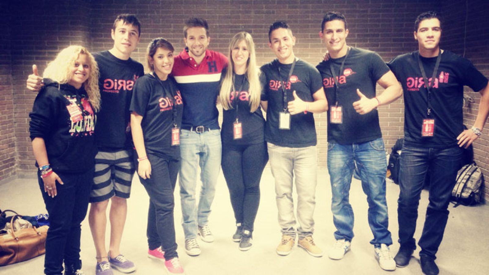 Gira - Presentación de la serie